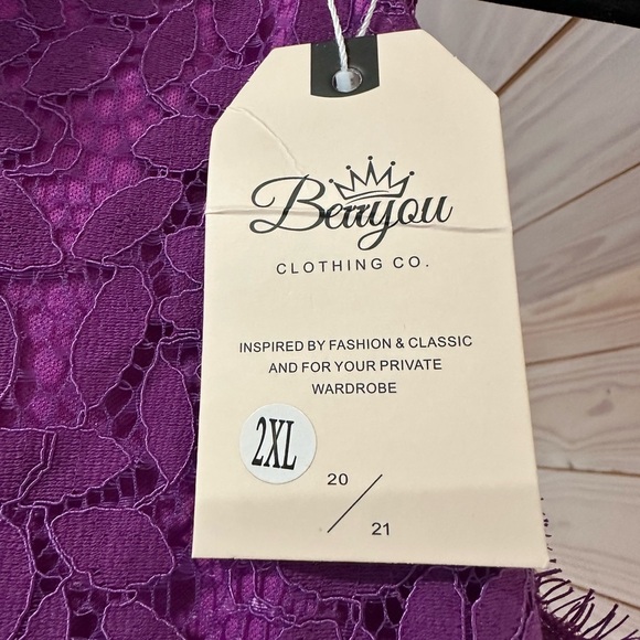 Purple Halter Sleeveless Sheath Blouse - Picture 4 of 6